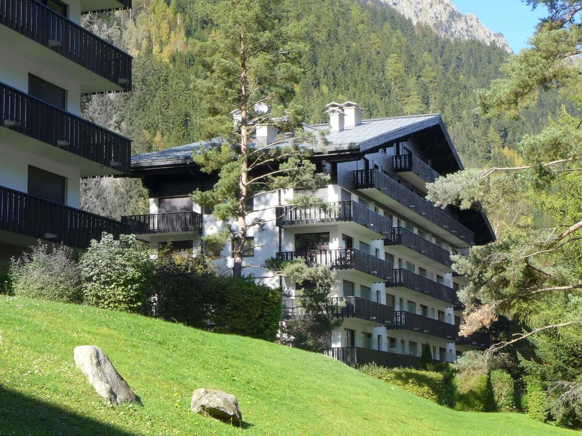 Apartment Le Brevent-14 By Interhome Chamonix Bagian luar foto