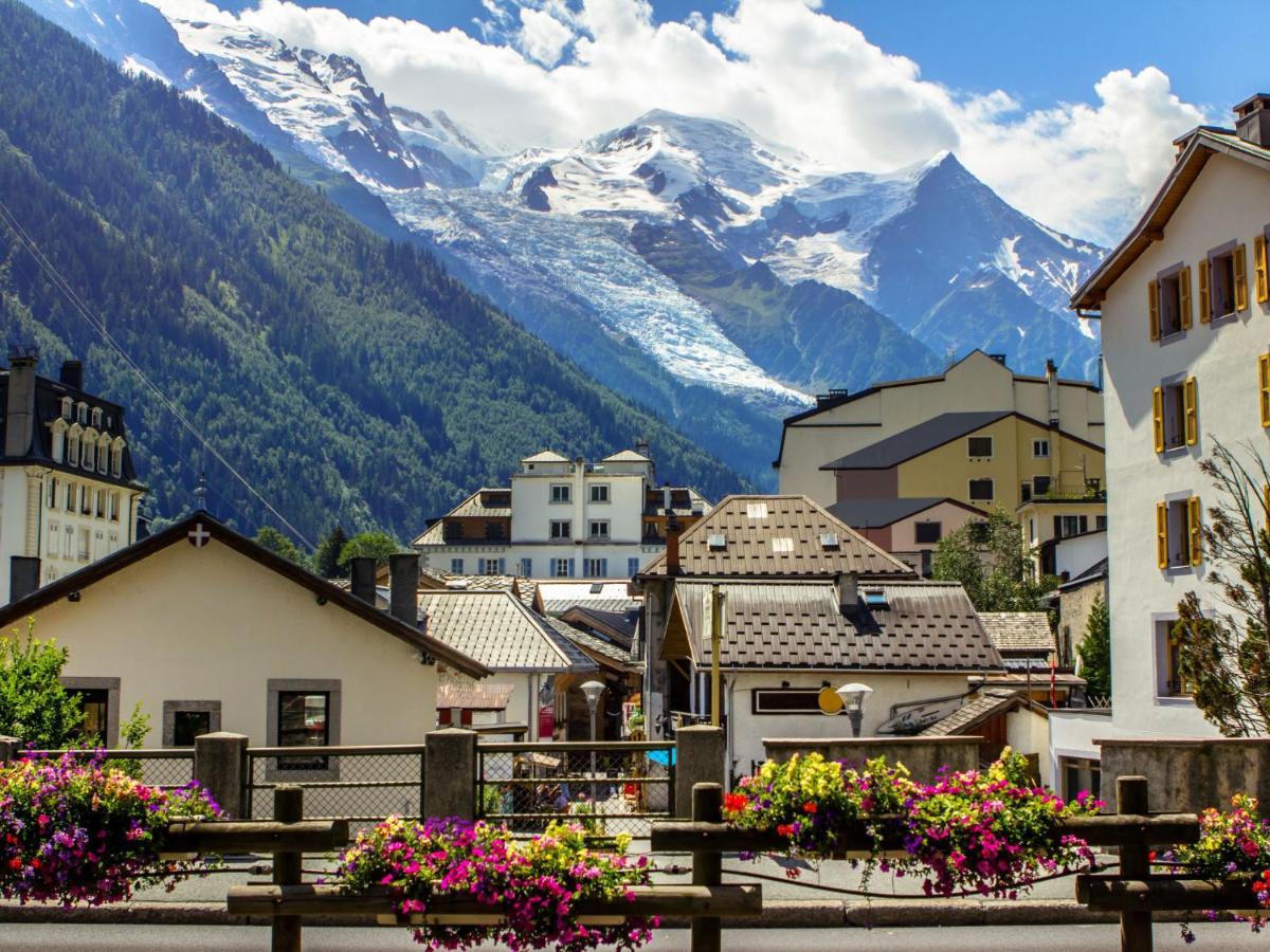 Apartment Le Brevent-14 By Interhome Chamonix Bagian luar foto